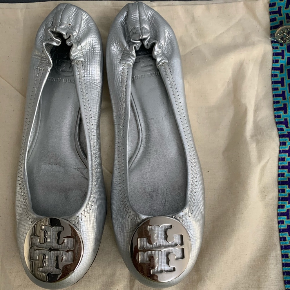 Tory Burch Reva Flats in excellent condition